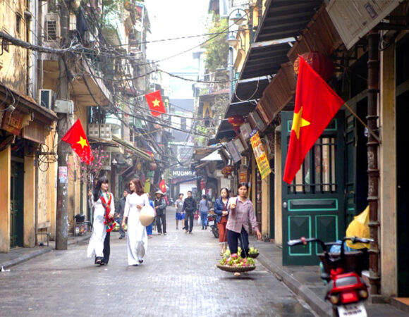 ONE-DAY TRIP IN HA NOI