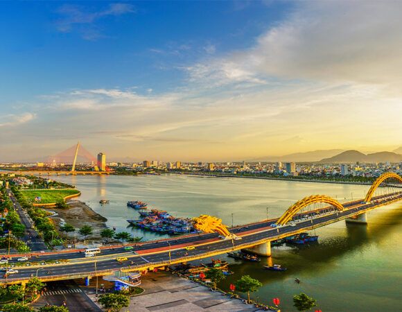 Check-in at 30 Must-Visit Tourist Destinations in Da Nang!