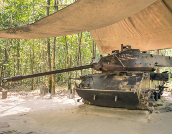 ONE DAY TRIP: TAY NINH – CU CHI TUNNELS